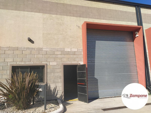 Imagen 3 de 17 de Venta . Galpón Industrial . 200m2. Excelente Ubicación Ruta 8 Y Ruta 6..