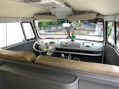 Imagem 12 de 15 de Volkswagen Kombi