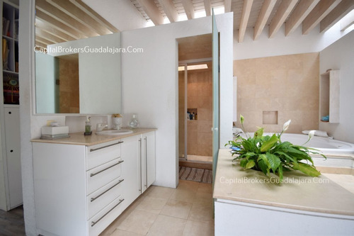Imagen 28 de 30 de Casa De Lujo En Venta En Bosque De Las Lomas Cdmx