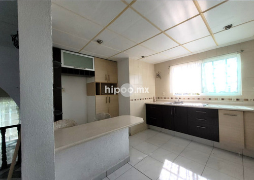 Casa En Renta En Amazonas, Cacalomacan La Macaria, Toluca Edo. México