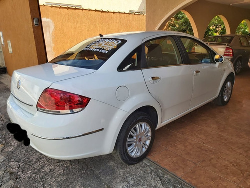 Fiat Linea Essence 2013 1.8 16v 4p Manual Etork