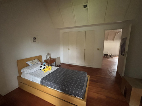 Muy Buena Casa De 4 Dormitorios En Venta El Barrio Cerrado Las Barrancas En Lomas De San Isidro
