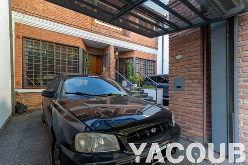 Triplex En Venta - 3 Dormitorios 3 Baños - Cochera - 170mts2 - Parque Avellaneda