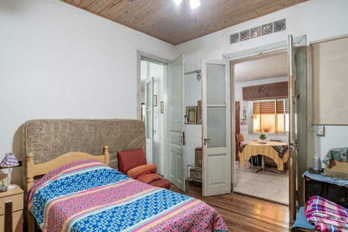 Ph En Venta - 4 Dormitorios 2 Baños - 147mts2 - Lomas De Núñez