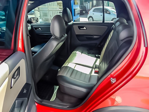 Imagem 6 de 10 de Volkswagen Crossfox 1.6 Msi 16v 2016