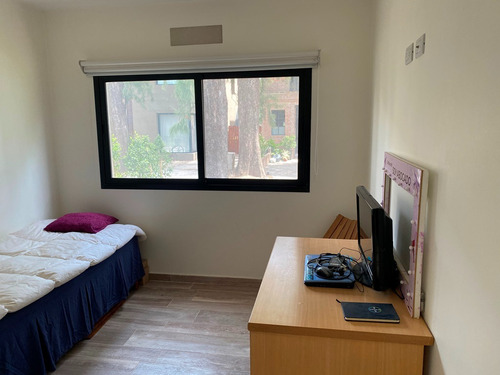 Casa En Venta :: 3 Amb :: Leloir Village :: Barrio Cerrado