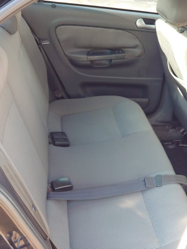 Volkswagen Voyage Confortline 1.6 Preto Completo