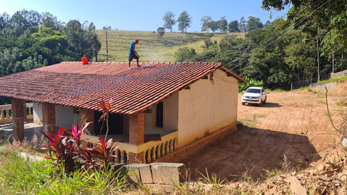Chacara Com 2 Casas 2 Lagos Toda Murada 4.500 Metros .