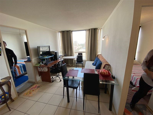 Departamento En Venta De 2 Dorm. En Santiago