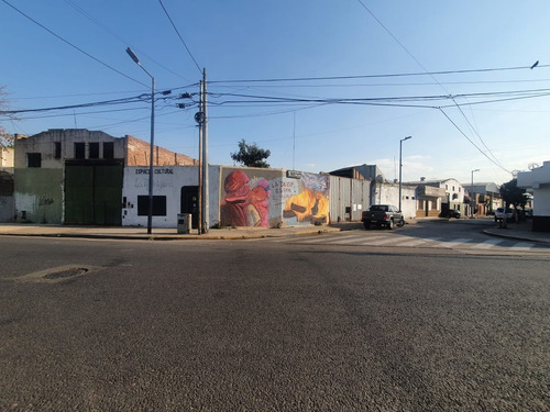 Imagen 2 de 6 de Venta Urgente!!! Depósito/galpón En Muy Buena Zona De Caba Gran Oportunidad!!!