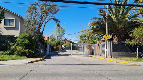 Nuevo Valor Casa En Venta De 3 Dorm. En Las Condes