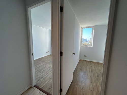 Metro Departamental- Primera Av. 1336; 2d+1b+1est+bod; Codjc
