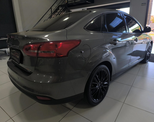Ford Focus 2.0 SE SEDAN 16V FLEX 4P POWERSHIFT