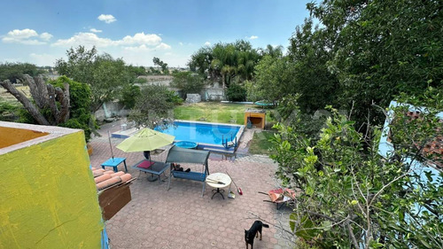 Casa En Venta, Jardines De La Calera, Tlajomulco De Zúñiga, Jalisco