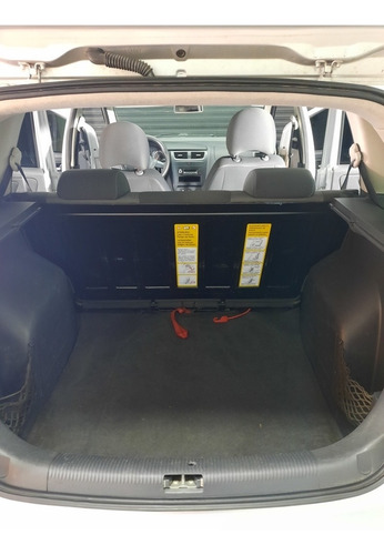 Volkswagen Suran 1.6 Trendline 11b 2012