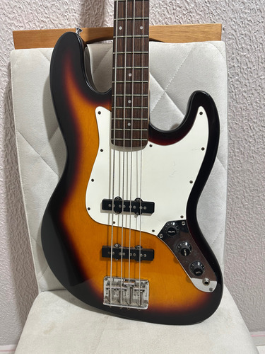 Baixo Wasburn Lions Séries Jazzbass Destro Laranja-claro Envernizado 4 (Usado)