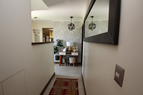 Preciosa Casa En Venta En Condominio