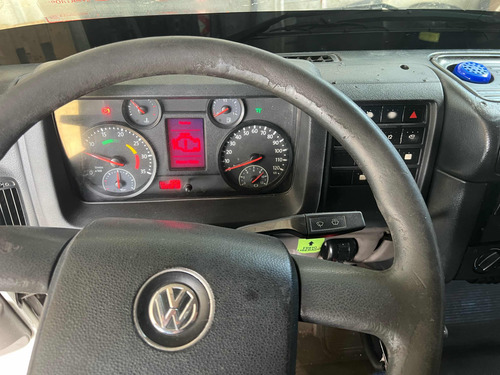 Volkswagen 17.230 Caçamba Mod 2016