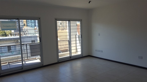 Imagen 3 de 14 de Departamento En Venta En Lomas De Zamora Oeste