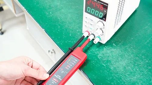 Multímetro Detector Comprobador De Tensión Uni-t Ut22b-eu