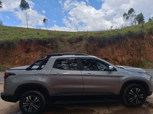 Fiat Toro 1.3 Freedom 16v Turbo Flex 4x2 Aut. 4p