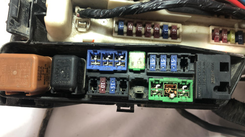 Caja De Fusibles Y Relay Nissan Altima 2007 2.5 07-12 (Usado)