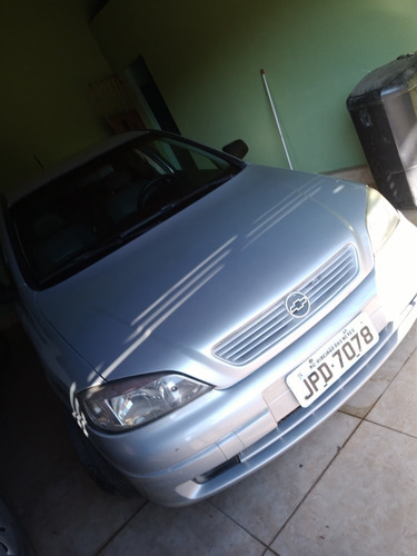 Chevrolet Astra 1.8, 4 Portas