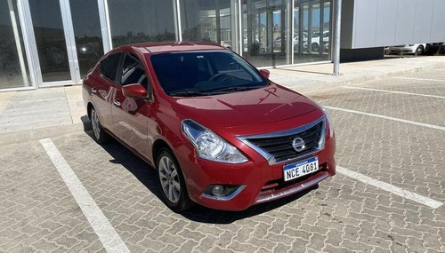 Nissan Versa Advance 1.6 2015