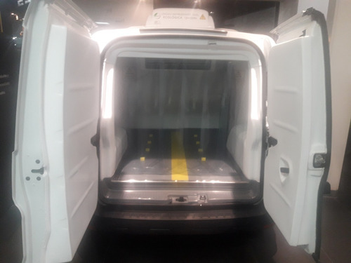 Imagen 9 de 14 de Renault Kangoo 1.6 Furgon Modelo 2022 Oferta!! (fp)