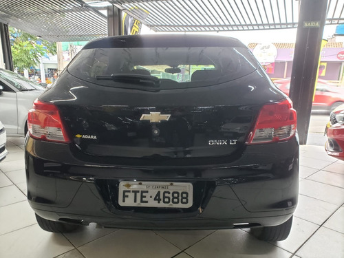 Imagem 11 de 15 de Onix Hatch Lt 1.0 8v Flexpower 5p Mec. Ano 2015