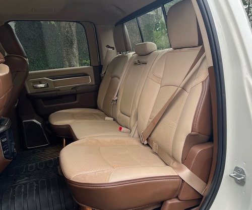 RAM Ram 2500 6.7 Laramie Cab. Dupla 4x4 Aut. 4p