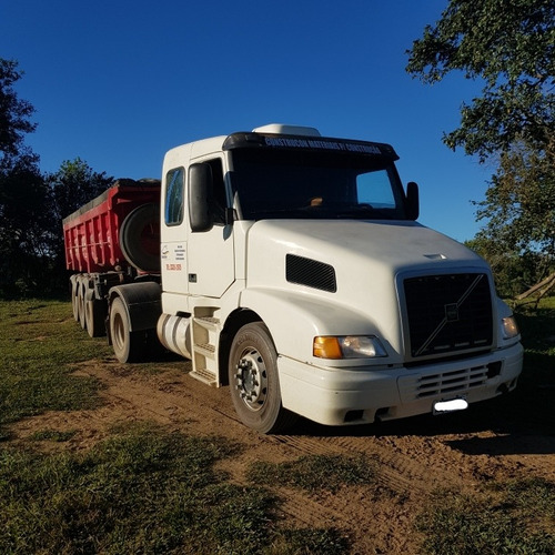 2001 Volvo Nh 380