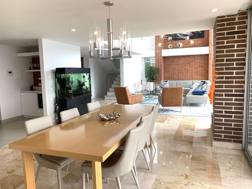 Venta De Casa En El Poblado, Medellín