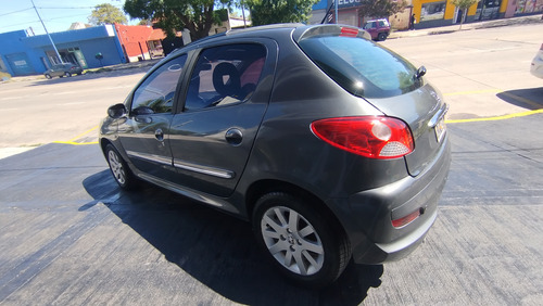 Peugeot 207 1.6 Xt