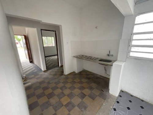 Venta De Padron Con Cuatro Casas En La Teja.