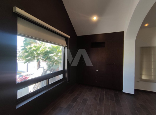 Imagen 24 de 30 de Casa Para Uso Comercial O Residencial En Colonia Republica