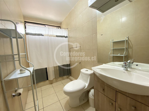 Casa En Venta De 7 Dorm. En Vitacura Santa María.san Benito.
