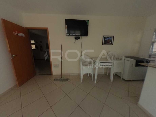 Aluguel De Apartamentos / Padrão Na Cidade De São Carlos 26348