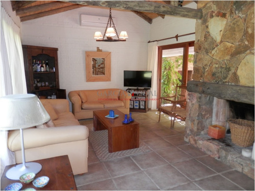 Alquiler Temporario De Casa 3 Dormitorios En Punta Del Este Rincon Del Indio- Ref: 2583