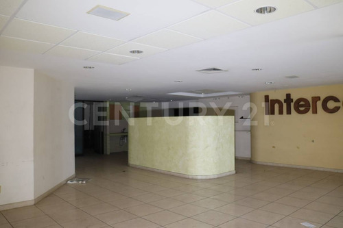Local Comercial Con Oficinas En Jardines De La Corregidora, Colima