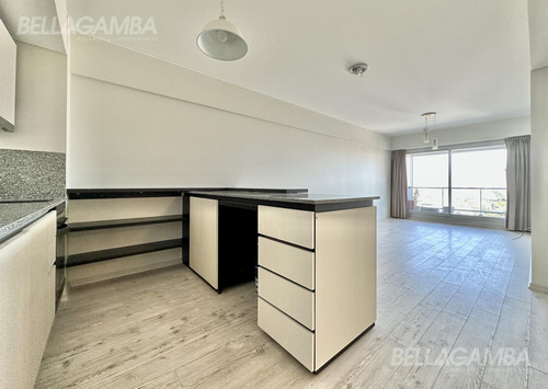 Departamento En Venta - 2 Ambientes Con Cochera Y Baulera Vicente López