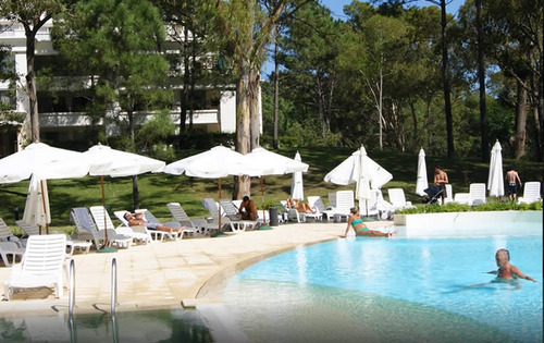 Imagen 3 de 14 de Apto Equipado De 1 Dorm, Jardín, Piscina, Punta Del Este!