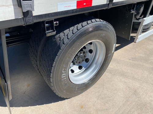 Mb Atego 1719 Ano 2019 Bau Sider 7 Metros 14 Paletes