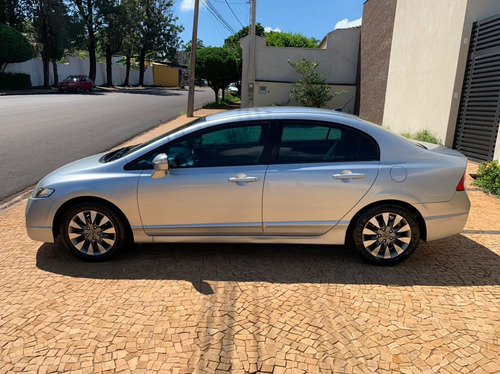 Imagem 4 de 9 de Honda Civic Sedan Lxl 1.8 Prata 2011