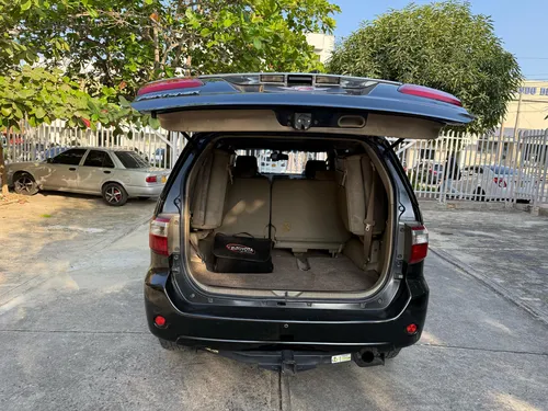 Toyota Fortuner 3.0 Sr5
