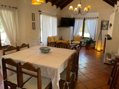 Imagen 6 de 24 de Casa Alquiler Solanas Vacation Club / 3 Dorm - 8 Personas.