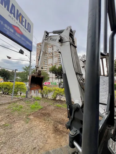 Miniexcavadora Bobcat E42