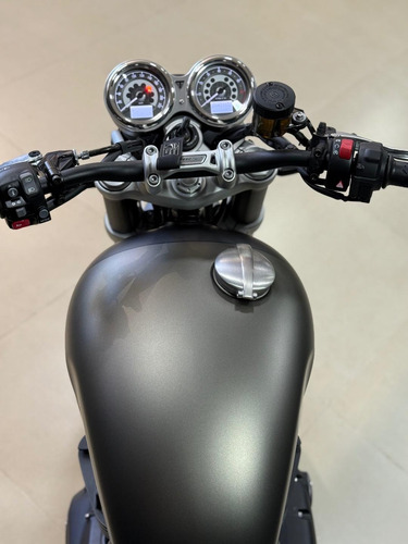 Triumph Speed Twin