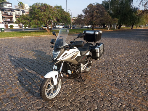 Honda Nc 750xa Con Control De Tracción Y Muchos Accesorios!!
