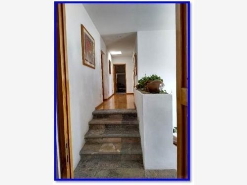En Jurica, Estilo Colonial Mexicano, 4 Habitaciones, 10 Auto